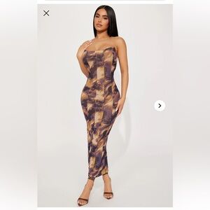 Abstract Print Strapless Maxi Dress